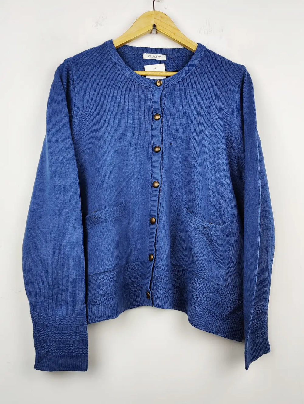 Buy online pre-used pre-loved 100% authentic & Original branded Marks & Spencer (LS-8630) available in Pakistan. Top international brands avilable.