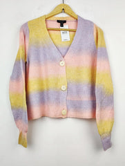 Buy online pre-used pre-loved 100% authentic & Original branded New Look (LS-8646) available in Pakistan. Top international brands avilable.