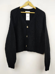 Buy online pre-used pre-loved 100% authentic & Original branded Primark (LS-8690) available in Pakistan. Top international brands avilable.