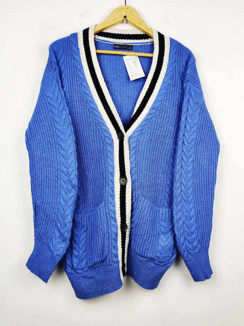 Buy online pre-used pre-loved 100% authentic & Original branded Marks & Spencer (LS-8706) available in Pakistan. Top international brands avilable.