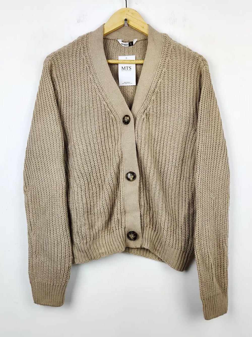 Buy online pre-used pre-loved 100% authentic & Original branded Pep&Co (LS-8761) available in Pakistan. Top international brands avilable.