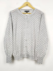 Buy online pre-used pre-loved 100% authentic & Original branded Primark (LS-8765) available in Pakistan. Top international brands avilable.