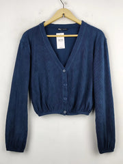 Buy online pre-used pre-loved 100% authentic & Original branded Zara (LS-8848) available in Pakistan. Top international brands avilable.