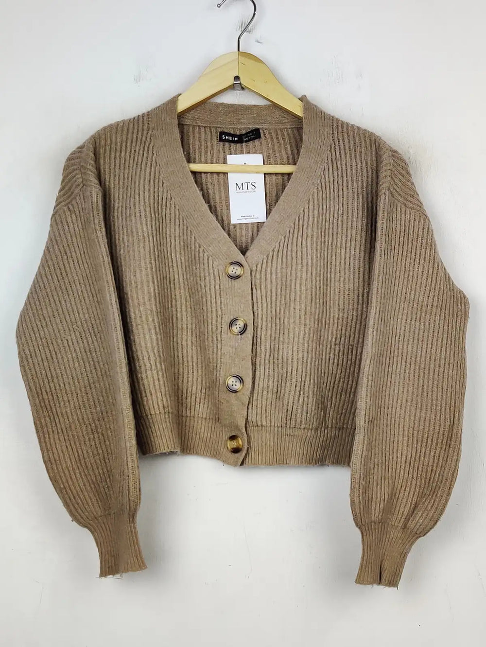 Buy online pre-used pre-loved 100% authentic & Original branded Shein (LS-8942) available in Pakistan. Top international brands avilable.