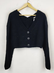 Buy online pre-used pre-loved 100% authentic & Original branded Zara (LS-8984) available in Pakistan. Top international brands avilable.