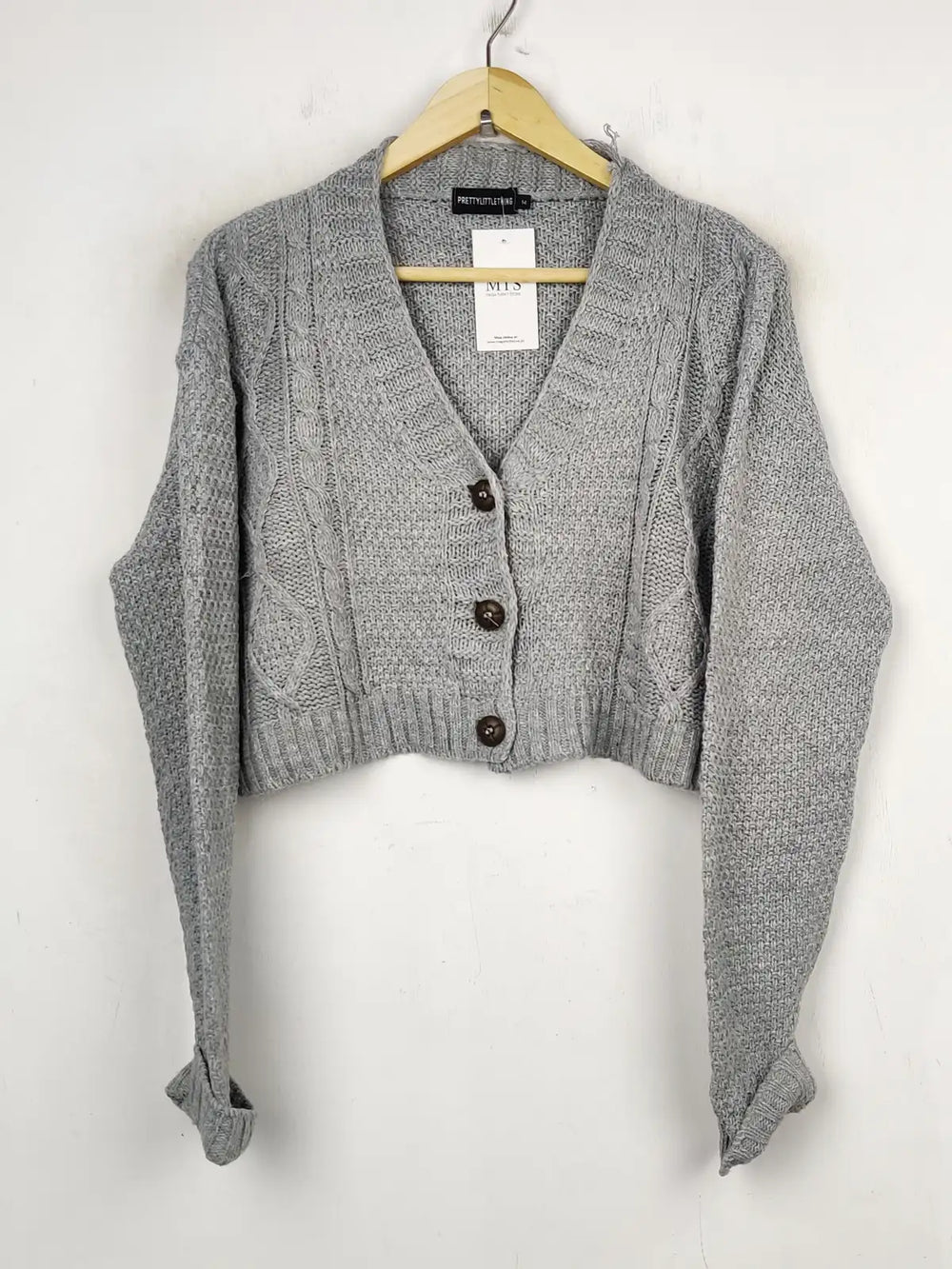 Buy online pre-used pre-loved 100% authentic & Original branded Prettylittlething (LS-9004) available in Pakistan. Top international brands avilable.