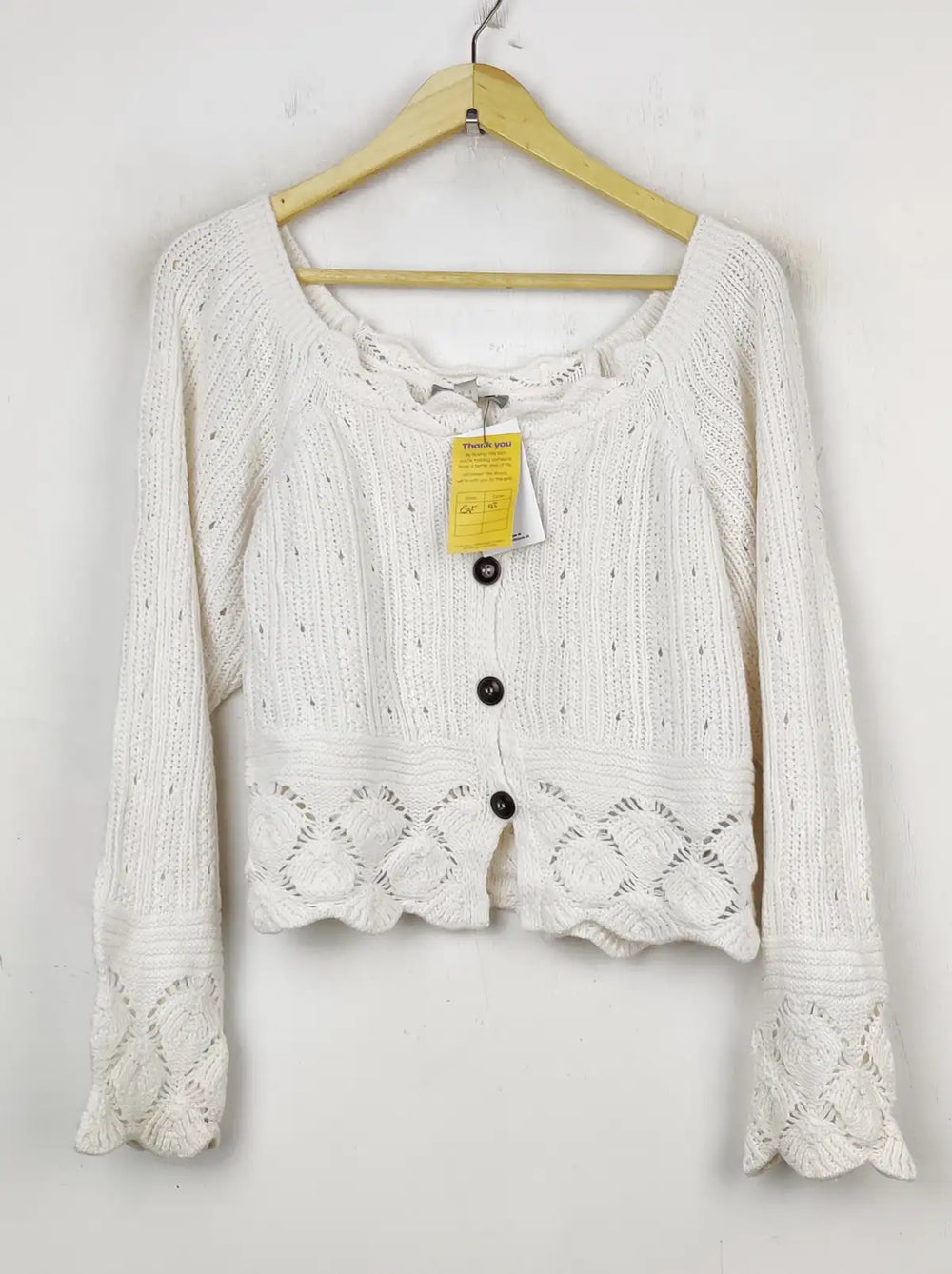 Buy online pre-used pre-loved 100% authentic & Original branded Asos (LS-9025) available in Pakistan. Top international brands avilable.