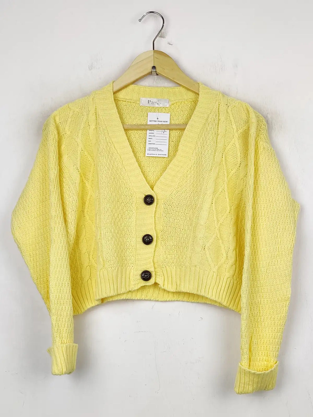 Buy online pre-used pre-loved 100% authentic & Original branded Paris (LS-9033) available in Pakistan. Top international brands avilable.