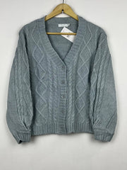 Buy online pre-used pre-loved 100% authentic & Original branded Leigh Tucker (LS-9425) available in Pakistan. Top international brands avilable.