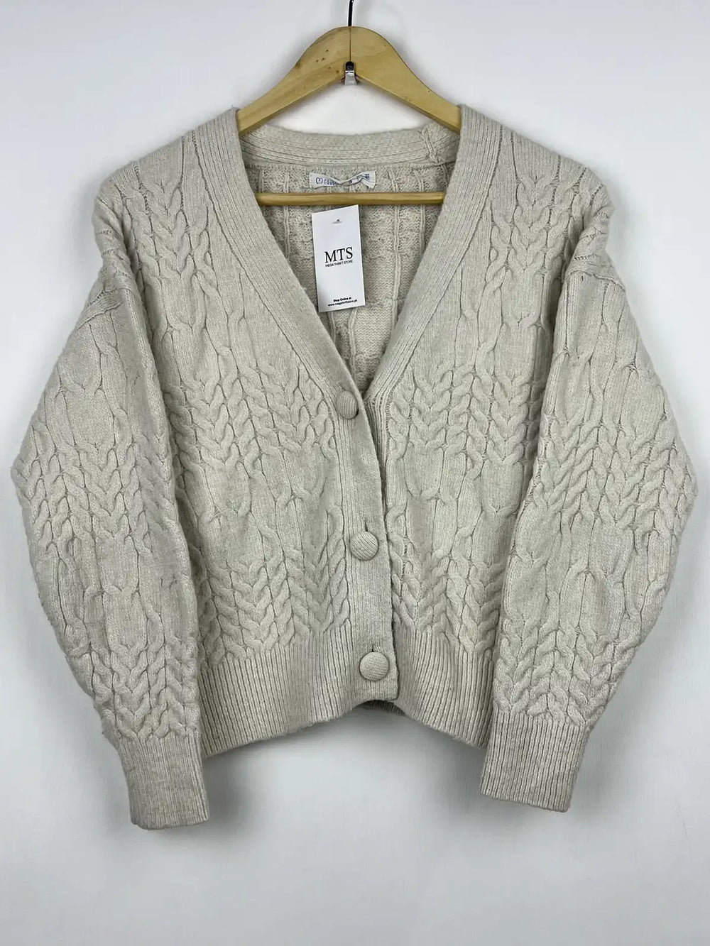 Buy online pre-used pre-loved 100% authentic & Original branded Primark (LS-9442) available in Pakistan. Top international brands avilable.