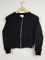 Buy online pre-used pre-loved 100% authentic & Original branded Atmosphere (LS-9517) available in Pakistan. Top international brands avilable.