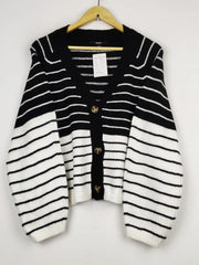 Buy online pre-used pre-loved 100% authentic & Original branded Next (LS-9573) available in Pakistan. Top international brands avilable.