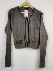 Buy online pre-used pre-loved 100% authentic & Original branded Vero Moda (LS-9925) available in Pakistan. Top international brands avilable.