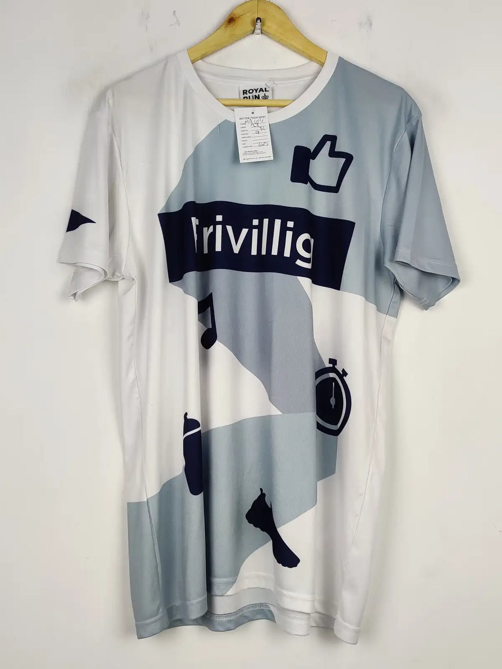 Buy online pre-used pre-loved 100% authentic & Original branded Royal Run (MA-104) available in Pakistan. Top international brands avilable.