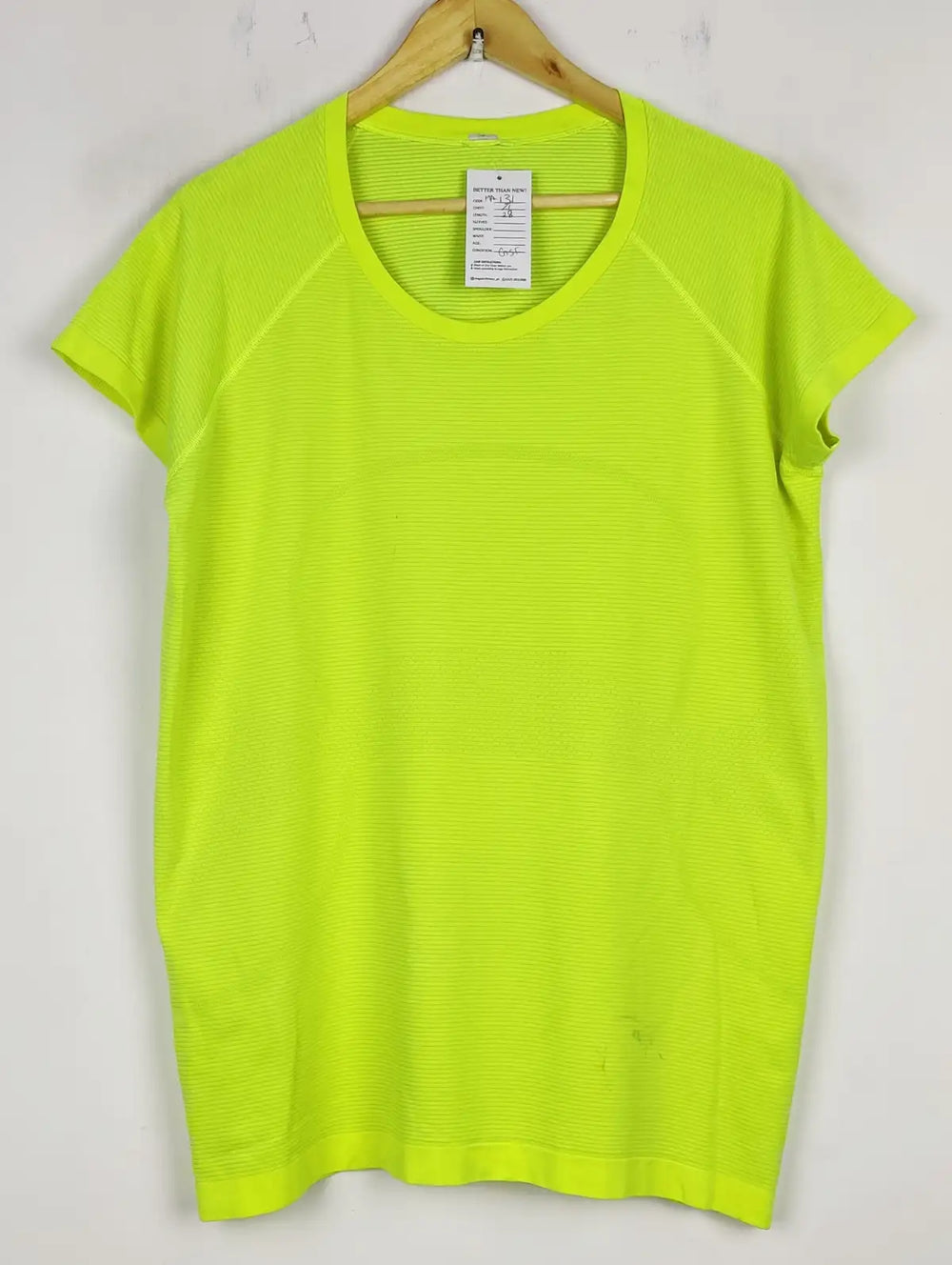 Buy online pre-used pre-loved 100% authentic & Original branded Unknown Brand (MA-131) available in Pakistan. Top international brands avilable.