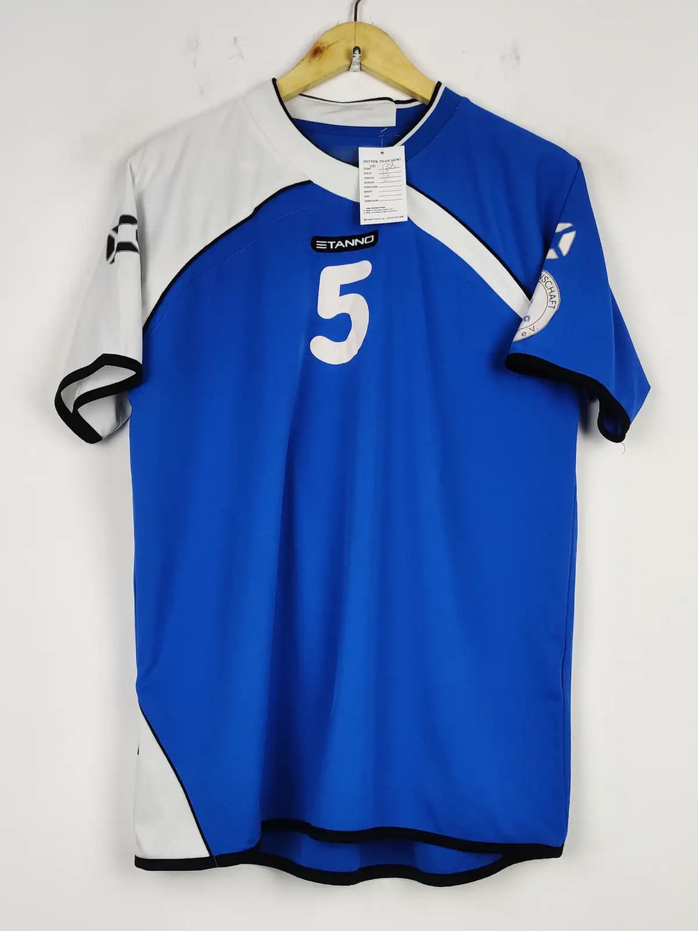 Buy online pre-used pre-loved 100% authentic & Original branded Unknown Brand (MA-138) available in Pakistan. Top international brands avilable.