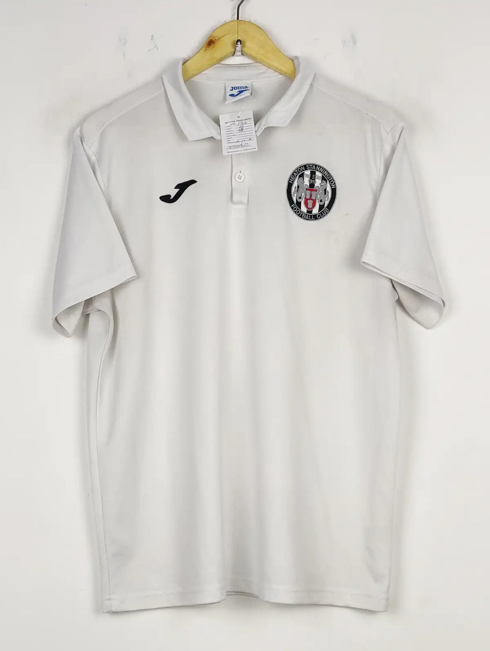 Buy online pre-used pre-loved 100% authentic & Original branded Joma (MA-186) available in Pakistan. Top international brands avilable.