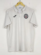 Buy online pre-used pre-loved 100% authentic & Original branded Joma (MA-186) available in Pakistan. Top international brands avilable.