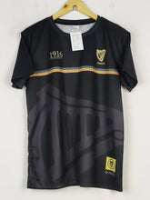 Buy online pre-used pre-loved 100% authentic & Original branded Unknown Brand (MA-200) available in Pakistan. Top international brands avilable.