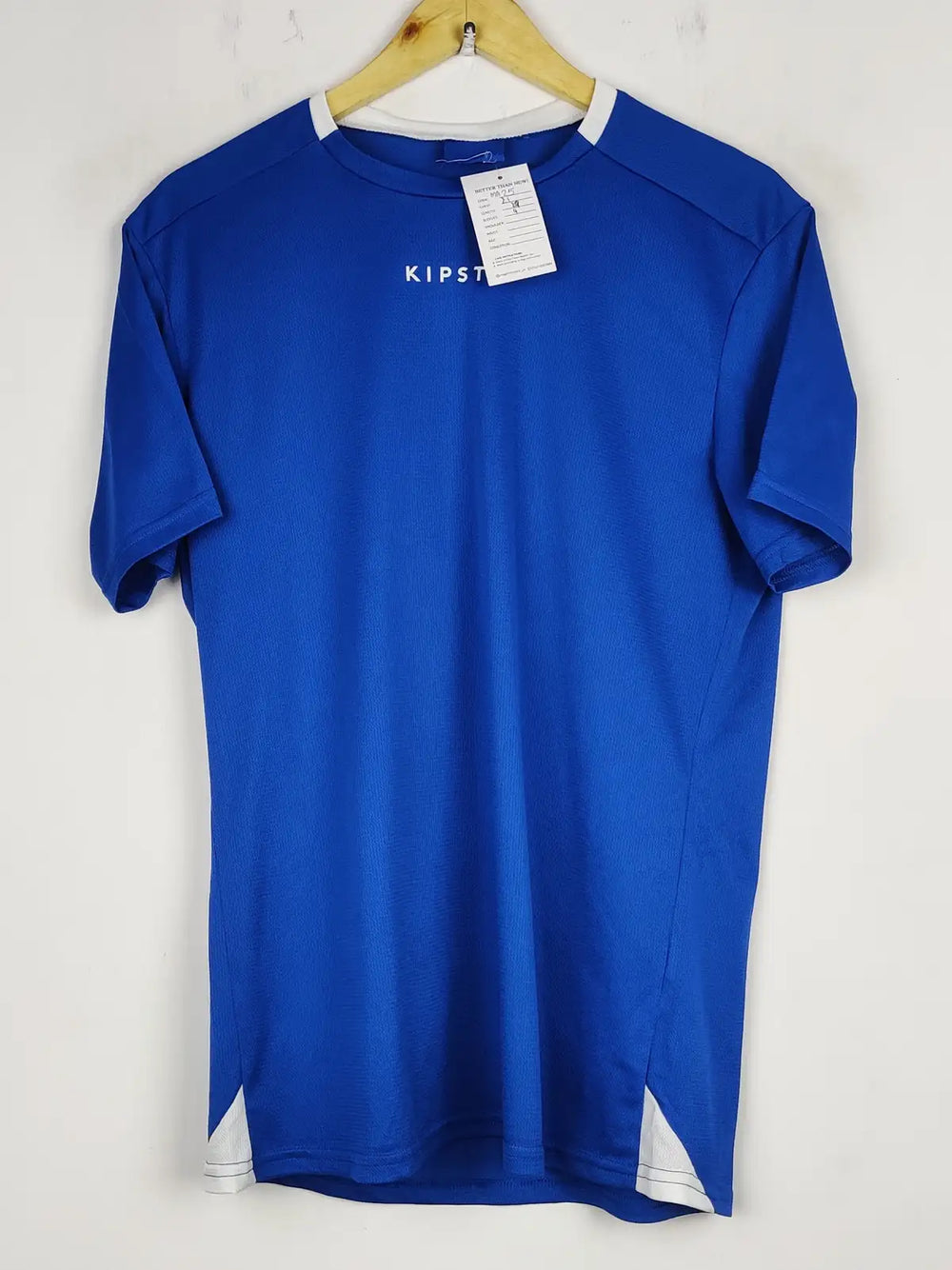 Buy online pre-used pre-loved 100% authentic & Original branded Kipsta (MA-25) available in Pakistan. Top international brands avilable.