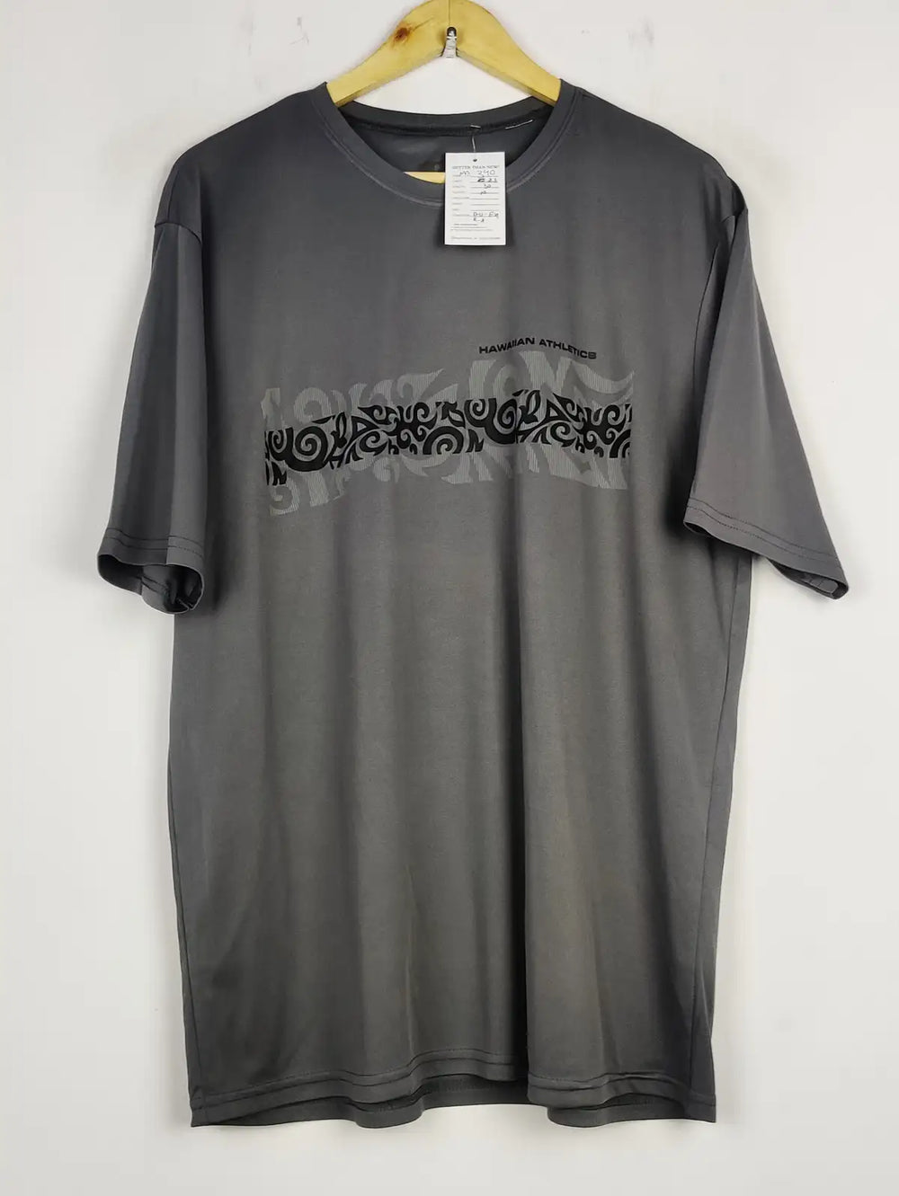 Buy online pre-used pre-loved 100% authentic & Original branded Erima (MA-339) available in Pakistan. Top international brands avilable.