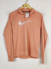 Buy online pre-used pre-loved 100% authentic & Original branded Nike (MA-33) available in Pakistan. Top international brands avilable.