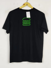 Buy online pre-used pre-loved 100% authentic & Original branded Unknown Brand (MA-362) available in Pakistan. Top international brands avilable.