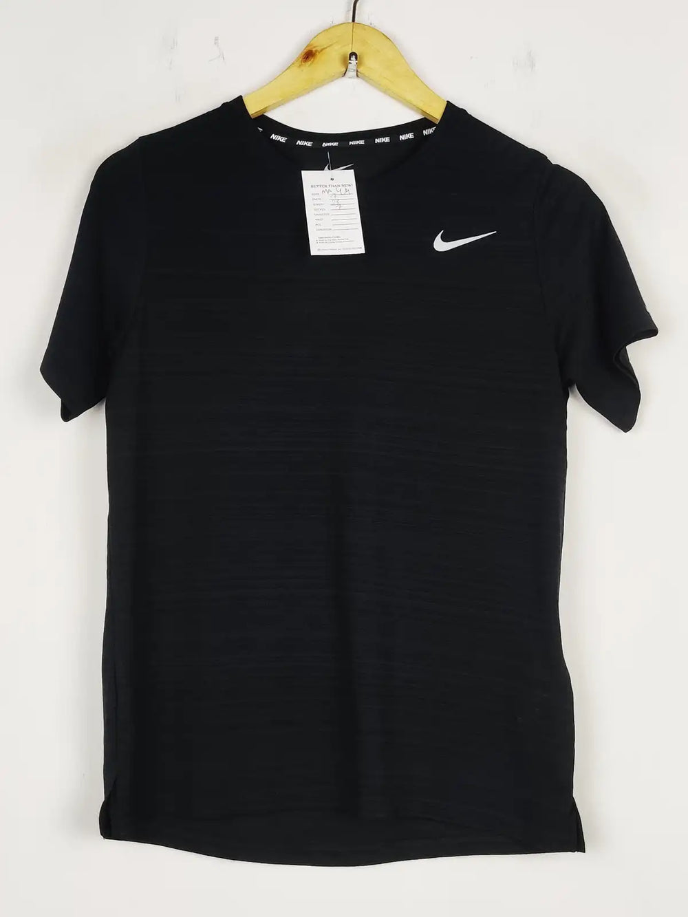 Buy online pre-used pre-loved 100% authentic & Original branded Nike (MA-49) available in Pakistan. Top international brands avilable.