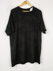 Buy online pre-used pre-loved 100% authentic & Original branded Underarmour (MA-803) available in Pakistan. Top international brands avilable.