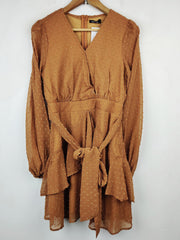 Buy online pre-used pre-loved 100% authentic & Original branded Boohoo (MF-104) available in Pakistan. Top international brands avilable.