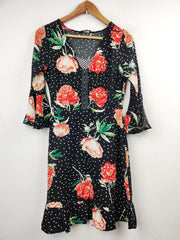 Buy online pre-used pre-loved 100% authentic & Original branded Jane Norman (MF-1076) available in Pakistan. Top international brands avilable.