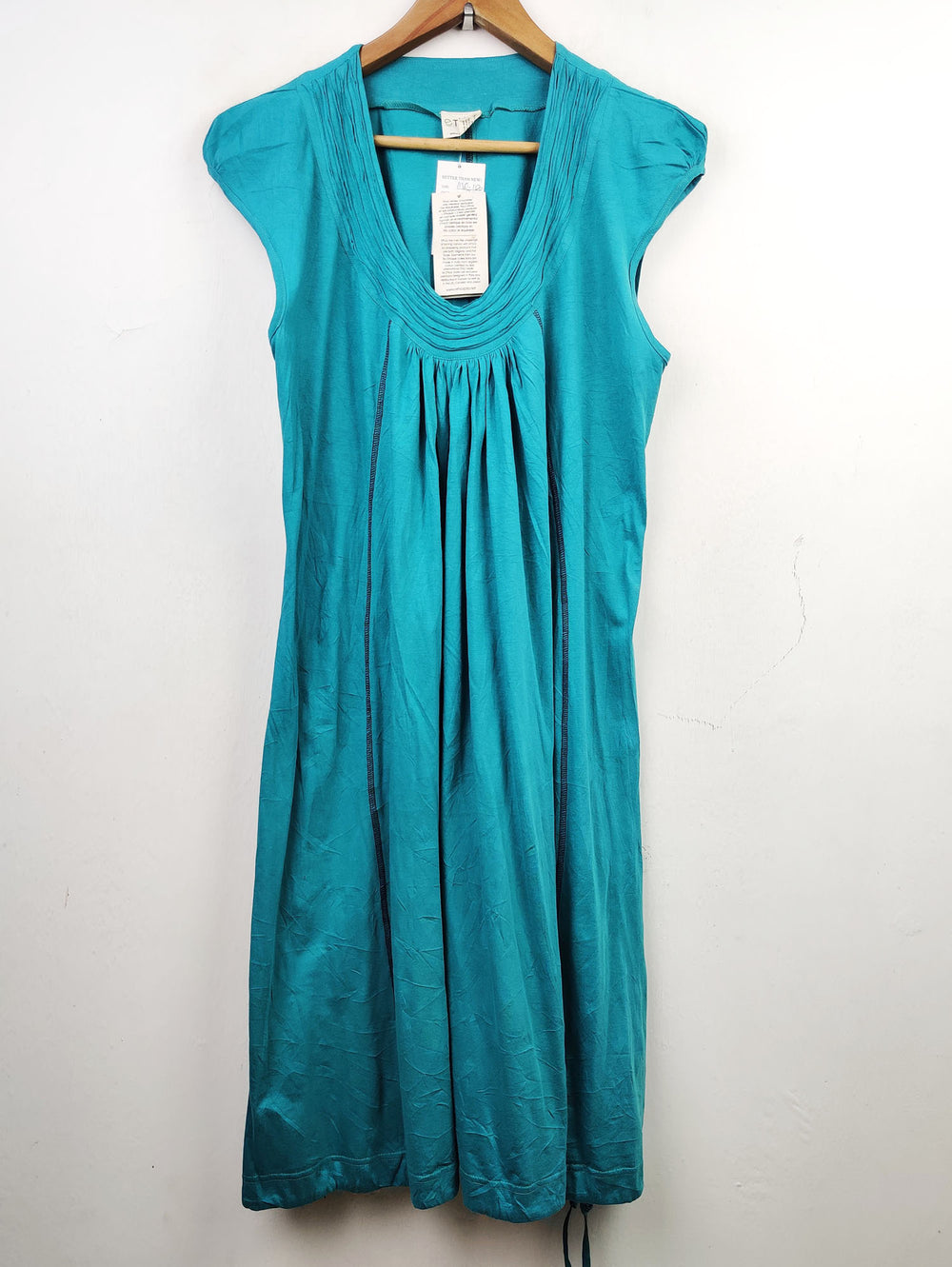 Buy online pre-used pre-loved 100% authentic & Original branded Ethos (MF-1120) available in Pakistan. Top international brands avilable.