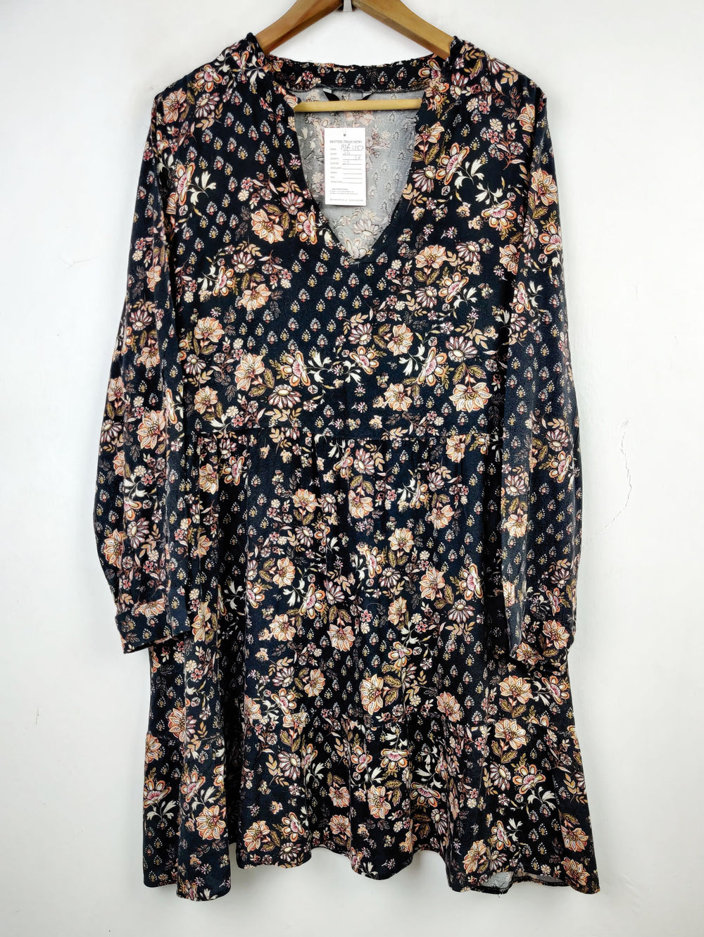 Buy online pre-used pre-loved 100% authentic & Original branded George (MF-1157) available in Pakistan. Top international brands avilable.