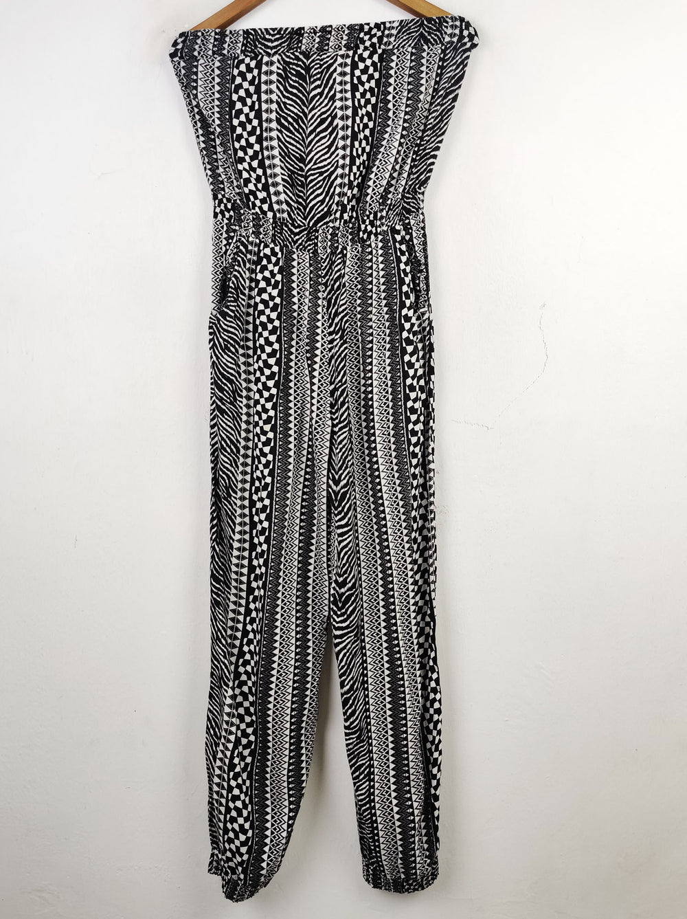 Buy online pre-used pre-loved 100% authentic & Original branded Atmosphere (MF-1166) available in Pakistan. Top international brands avilable.