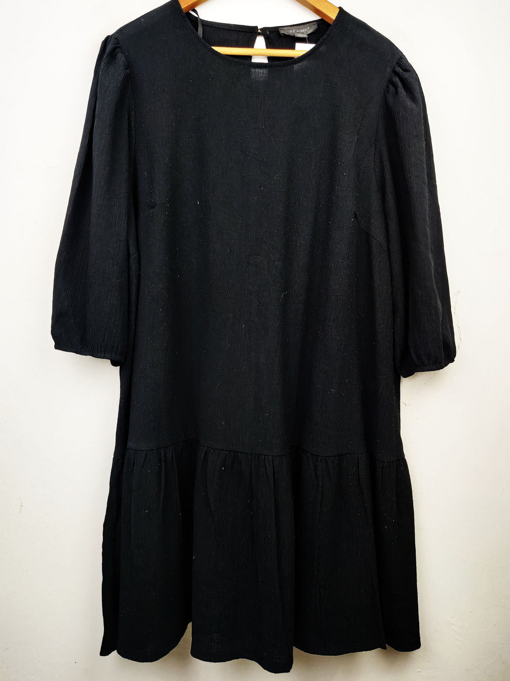 Buy online pre-used pre-loved 100% authentic & Original branded Primark (MF-1168) available in Pakistan. Top international brands avilable.