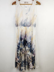 Buy online pre-used pre-loved 100% authentic & Original branded Voulez Vous (MF-1177) available in Pakistan. Top international brands avilable.