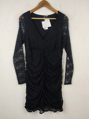 Buy online pre-used pre-loved 100% authentic & Original branded H&M (MF-122) available in Pakistan. Top international brands avilable.