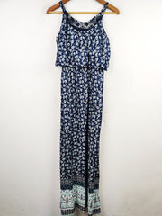 Buy online pre-used pre-loved 100% authentic & Original branded Petite (MF-1238) available in Pakistan. Top international brands avilable.