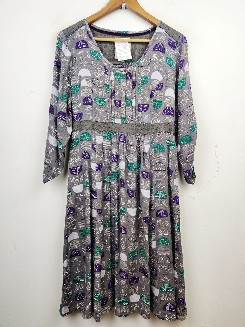 Buy online pre-used pre-loved 100% authentic & Original branded Mantaray (MF-1252) available in Pakistan. Top international brands avilable.