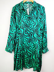 Buy online pre-used pre-loved 100% authentic & Original branded Page One (MF-1300) available in Pakistan. Top international brands avilable.