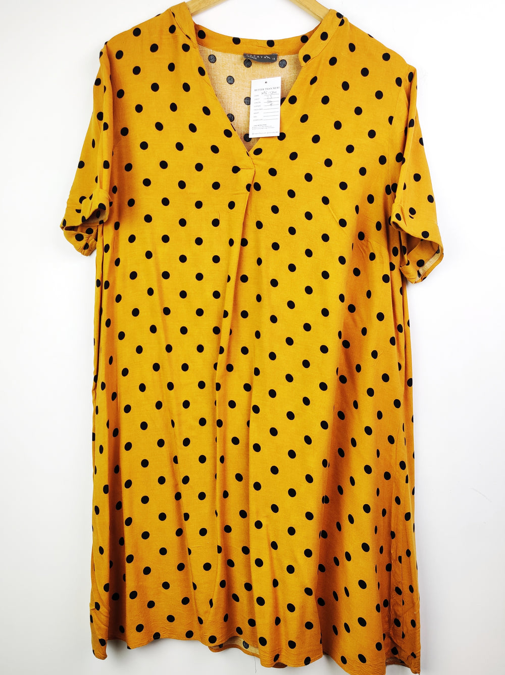 Buy online pre-used pre-loved 100% authentic & Original branded Papaya (MF-1301) available in Pakistan. Top international brands avilable.