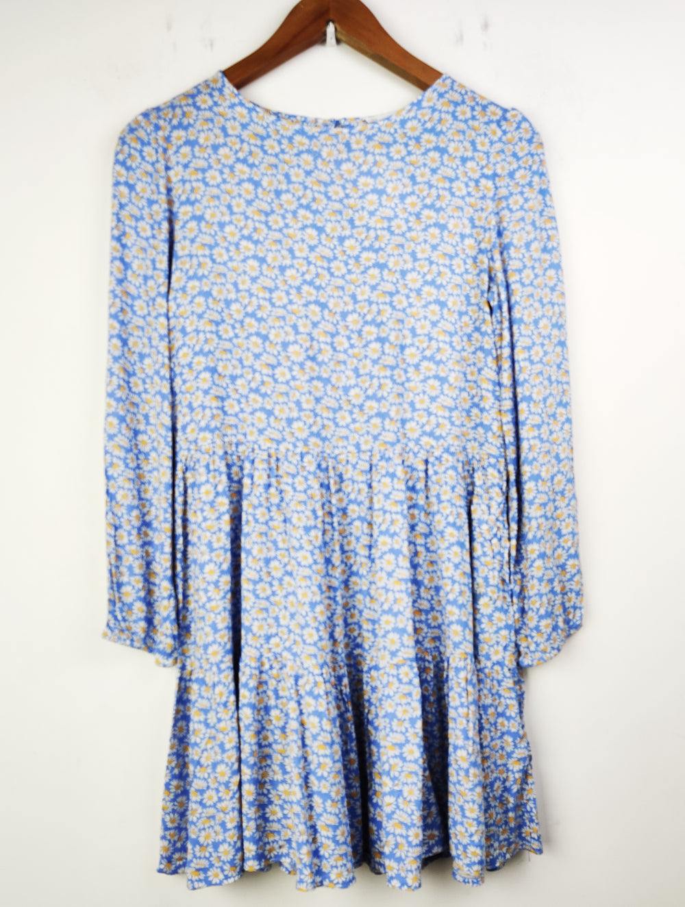 Buy online pre-used pre-loved 100% authentic & Original branded Marks & Spencer (MF-1318) available in Pakistan. Top international brands avilable.