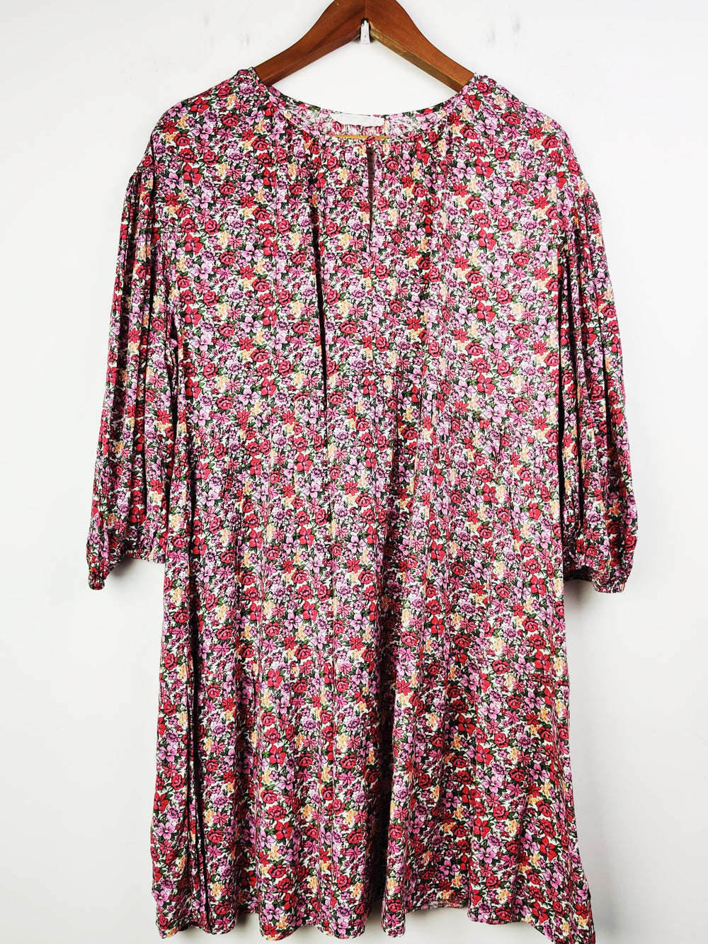 Buy online pre-used pre-loved 100% authentic & Original branded Primark (MF-1321) available in Pakistan. Top international brands avilable.