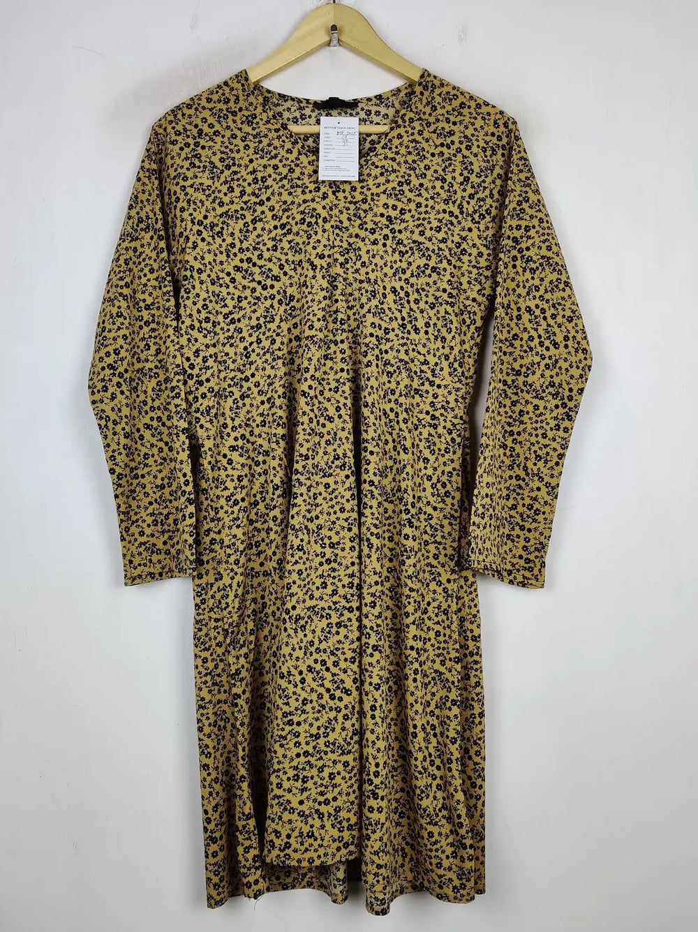 Buy online pre-used pre-loved 100% authentic & Original branded Wednesday Girl (MF-2025) available in Pakistan. Top international brands avilable.