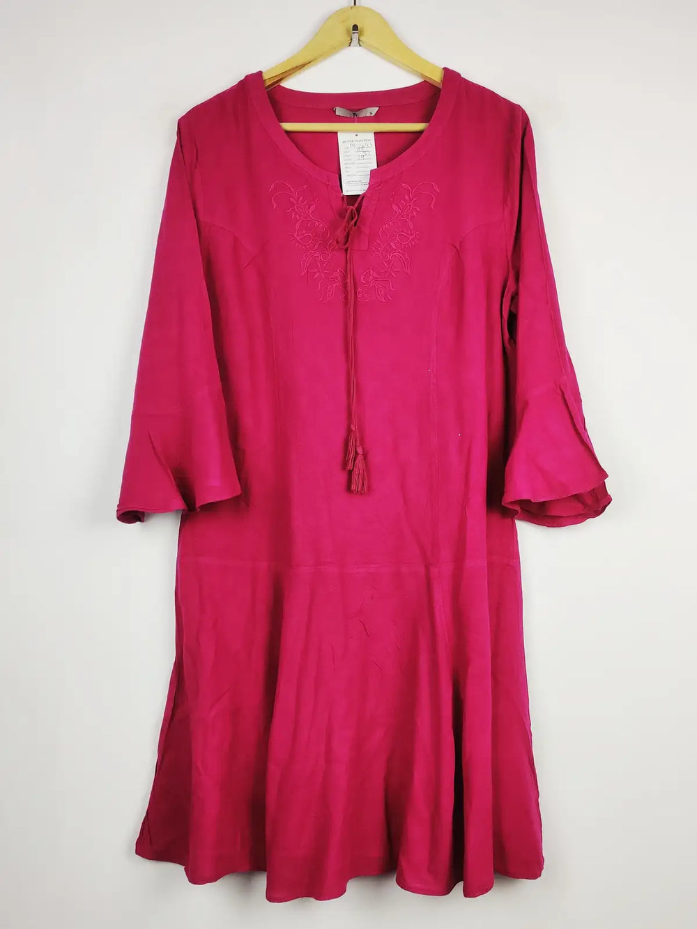 Buy online pre-used pre-loved 100% authentic & Original branded Tu (MF-2094) available in Pakistan. Top international brands avilable.