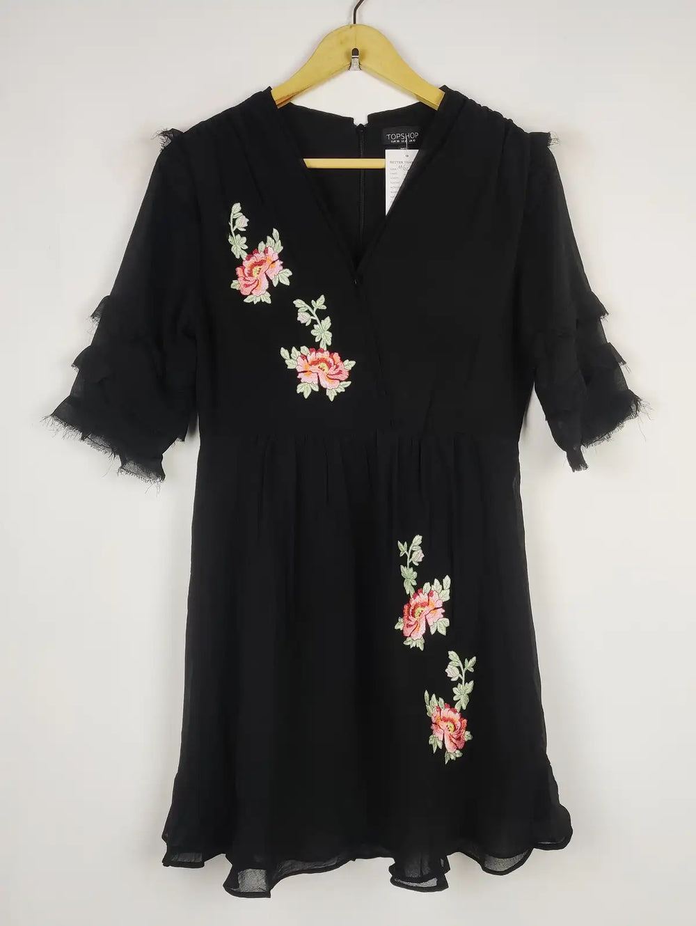 Buy online pre-used pre-loved 100% authentic & Original branded Topshop (MF-2143) available in Pakistan. Top international brands avilable.