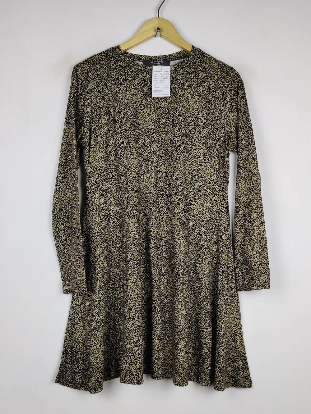 Buy online pre-used pre-loved 100% authentic & Original branded Primark (MF-2182) available in Pakistan. Top international brands avilable.