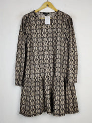Buy online pre-used pre-loved 100% authentic & Original branded Primark (MF-2292) available in Pakistan. Top international brands avilable.