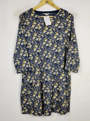 Buy online pre-used pre-loved 100% authentic & Original branded Seasalt Cornwall (MF-2346) available in Pakistan. Top international brands avilable.