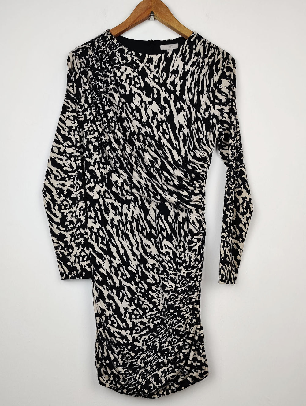 Buy online pre-used pre-loved 100% authentic & Original branded H&M (MF-248) available in Pakistan. Top international brands avilable.